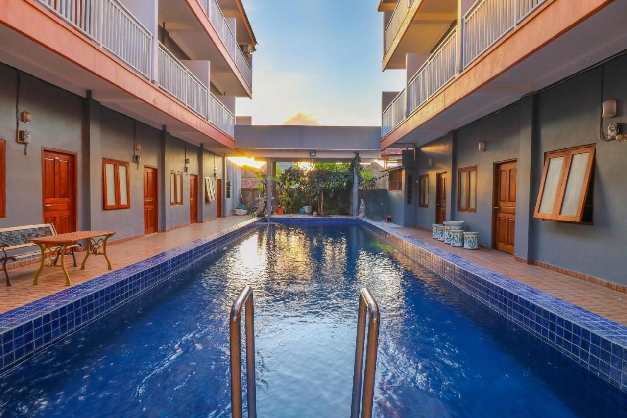Oyo 1670 Likko Inn Denpasar Exteriér fotografie